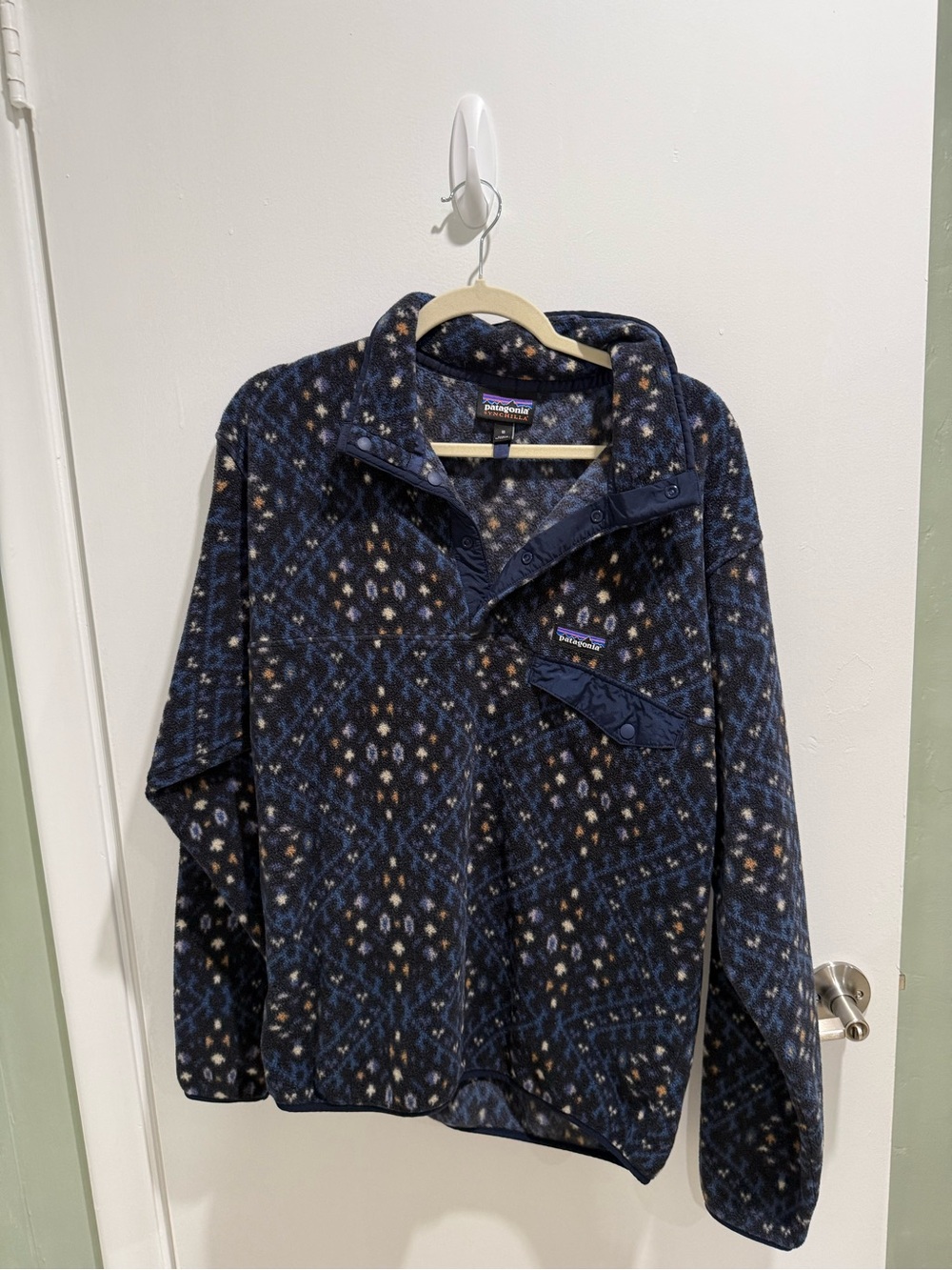 Patagonia Synchilla Fleece Pullover in Navy with Cream & Gold Accents